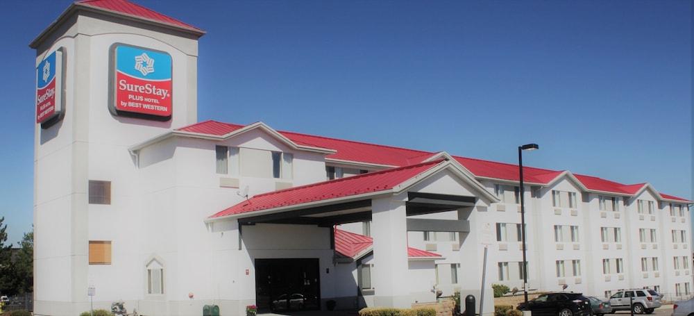 Days Inn By Wyndham Thornton Bagian luar foto